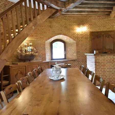 Quaint Holiday In With Large Garden Vakantiehuis