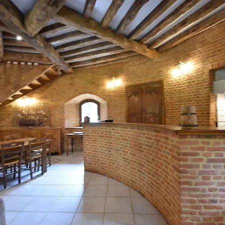 Quaint Holiday In With Large Garden Vakantiehuis Offranville